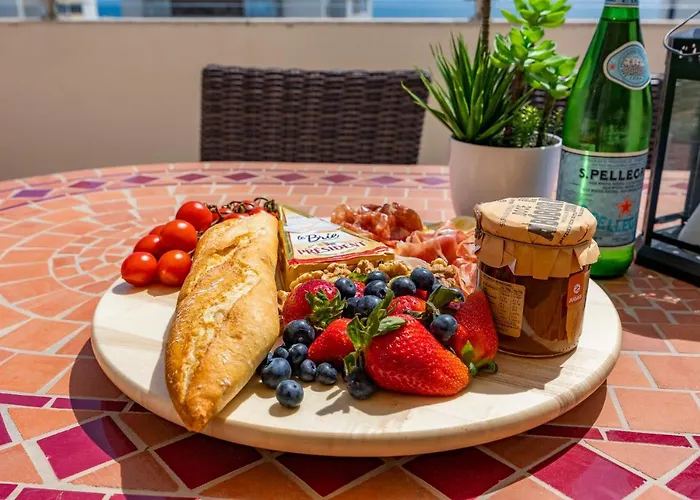 Seaview Penthouse In Algarve With Spacious Terrace