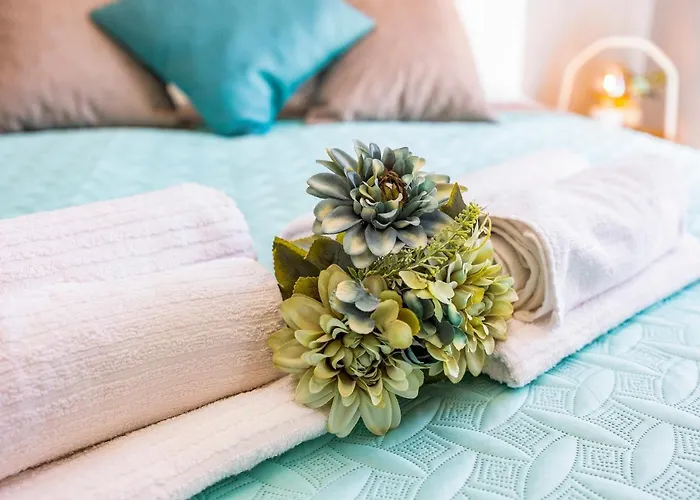 Seaview Penthouse In Algarve With Spacious Terrace * Quarteira