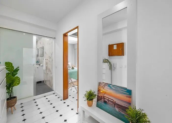 Seaview Penthouse In Algarve With Spacious Terrace * Quarteira