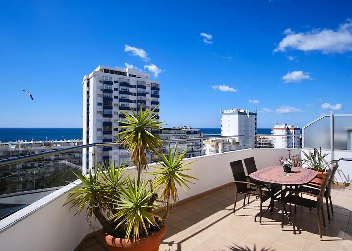 Seaview Penthouse In Algarve With Spacious Terrace *
